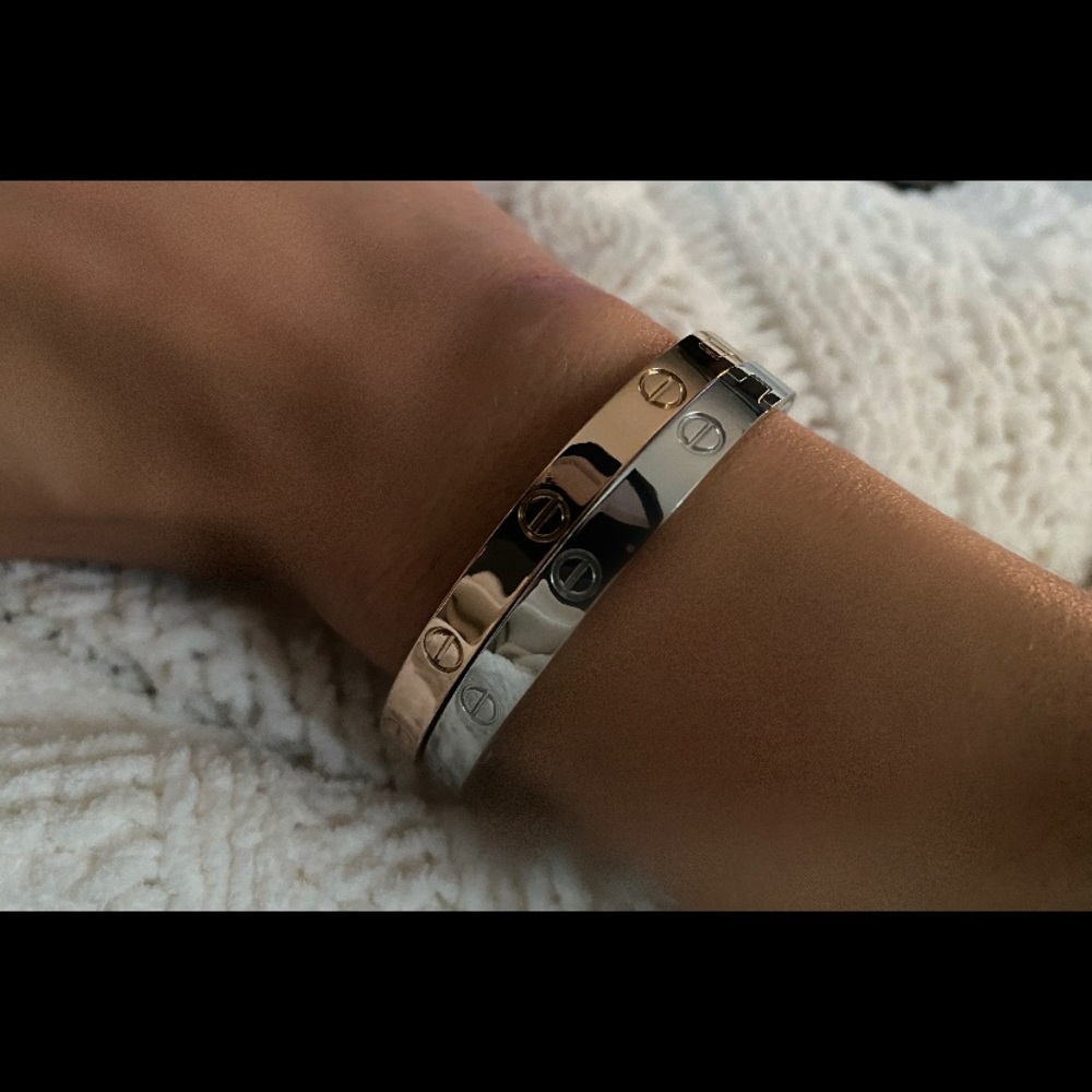 Nail Head Bracelet